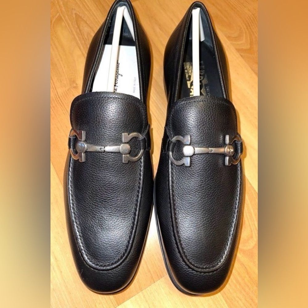 Mens Black Leather FERRAGAMO Loafers Mens Black Leather FERRAGAMO Loafers